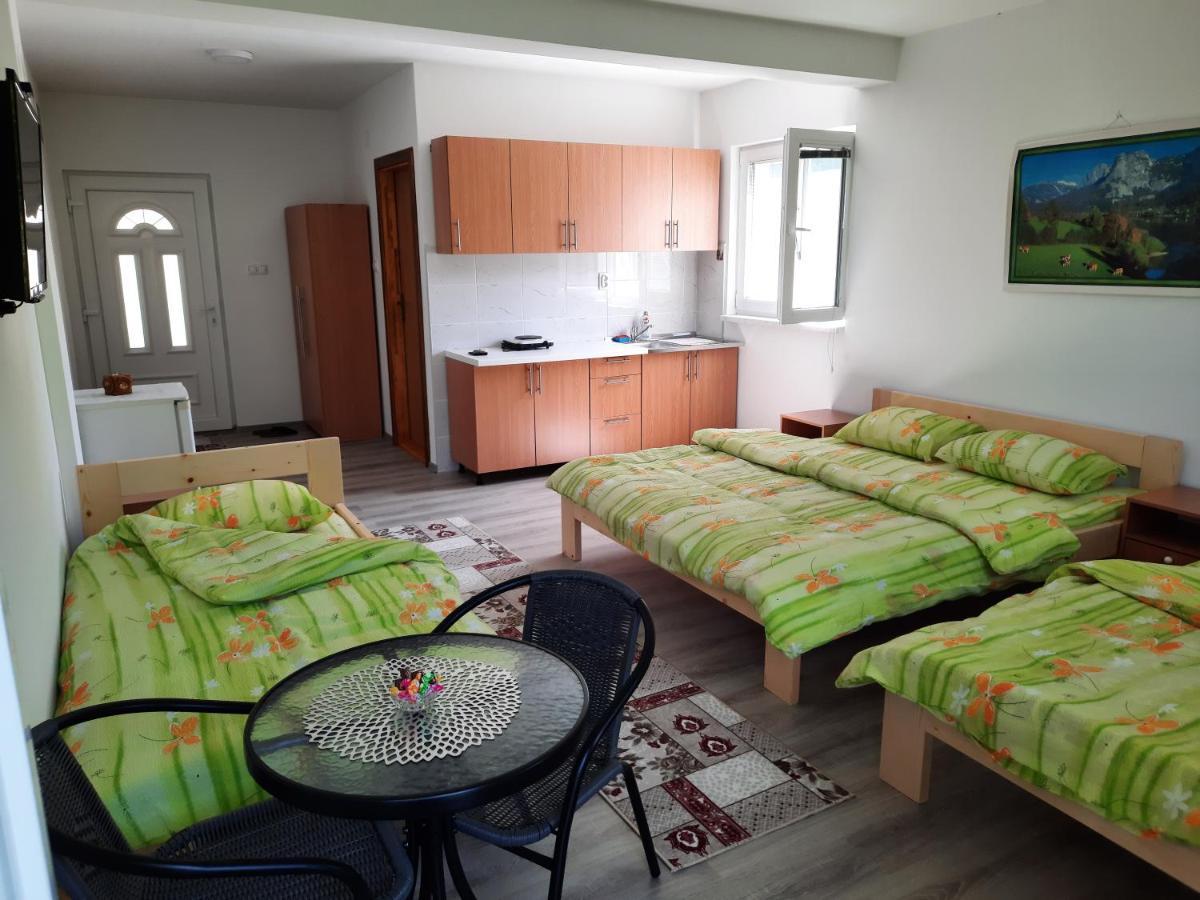 Apartmani Vila Na Drini Foca Exterior foto