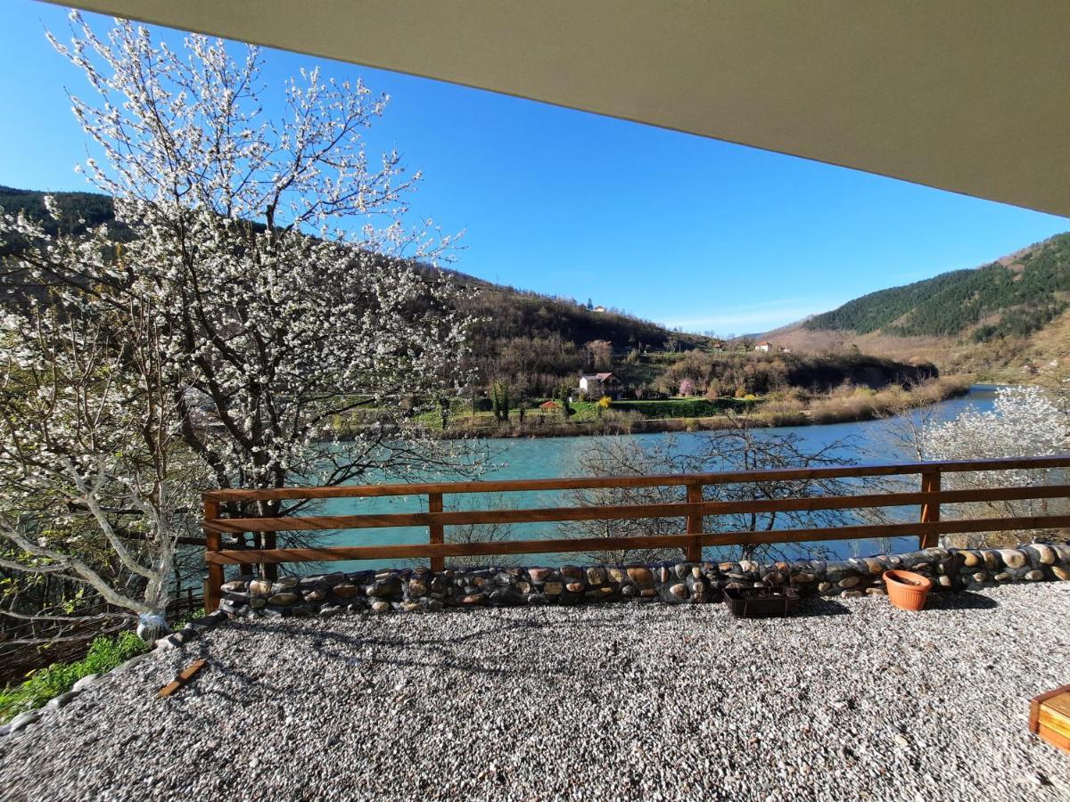 Apartmani Vila Na Drini Foca Exterior foto