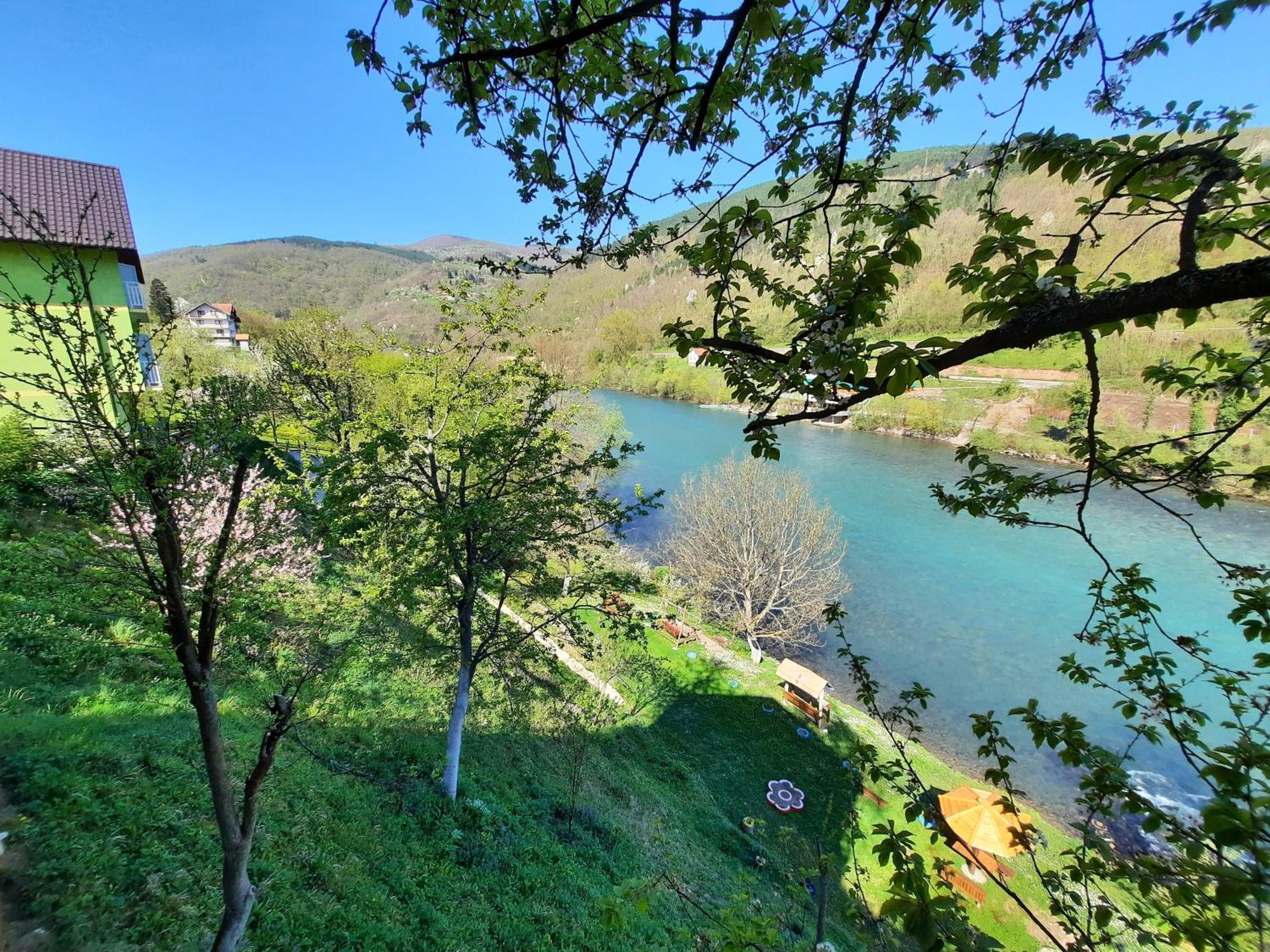 Apartmani Vila Na Drini Foca Exterior foto